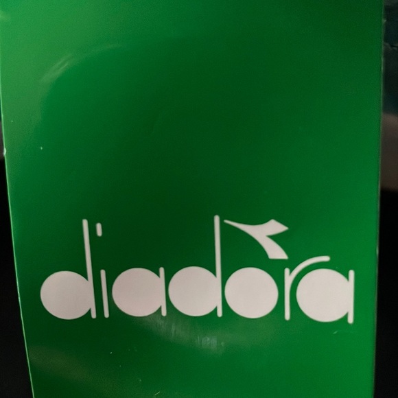 diadora - Picture 2 of 8